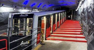 Exklusive Eröffnungsfeier der neuen Metro Alpin: Zum 40. Geburtstag bekommt die Standseilbahn neue Waggons