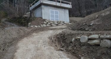 Endspurt beim Trinkwasserkraftwerk in Agaren.