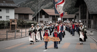 82. Oberwalliser Tambouren- und Pfeiferfest: Rund 1’000 Musizierende frönten am Wochenende in Lalden der Oberwalliser Ahnenmusik