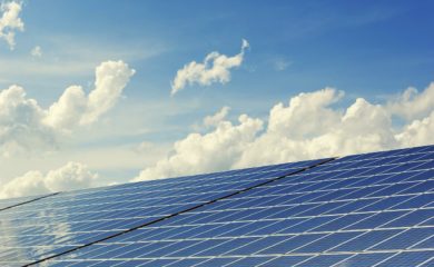 Solarenergie: Solarpannels sollen auf Parkplätze, dies ist eine von vielen Ideen wo man PV-Anlagen nutzen könnte