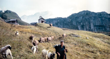Das Projekt «Living Commons – Geschichten vom Berg» rückt im World Nature Forum in Naters die Rolle der Frauen in der Oberwalliser Alpwirtschaft ins Zentrum.