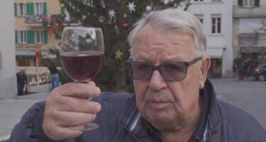 Eine dunkle Walliser Weihnachtssage: Wenn die  Brunnen Wein führen. Erzählt von Volmar Schmid