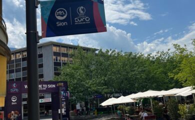 Frauen-Euro 2025 in Sitten: Fanzone eröffnet und das erste Spiel steht an