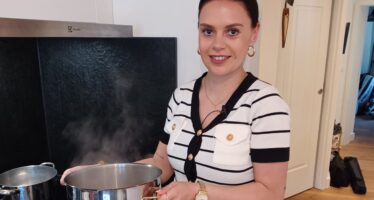 Das kulinarische Erbe des Wallis: Neues Kochbuch ehrt alte Walliser Rezepte