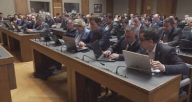 3. Sessionstag der Junisession: Fleisch bleibt Fleisch – die Kunst bleibt am Bau