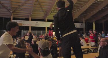 Qualification historique de la Suisse: le match dans la fan zone de Vissoie