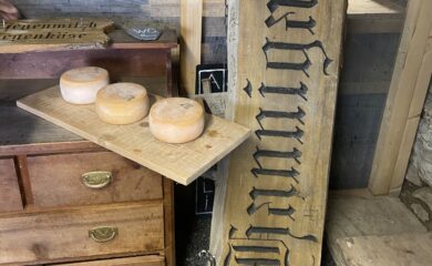 Alpe Hannig: Die Ziegen in Saas-Fee bekommen ein neues Zuhause – eine sichere und wettergeschützte Unterkunft