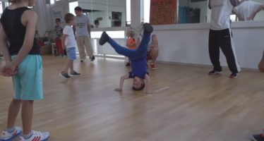 Zu Besuch in der Breakdance-Schule kurz vor den olympischen Spielen