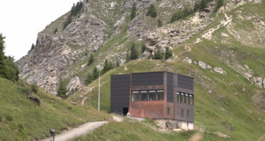 Ancien poste de douane: la cabane du Col de Cou est ouverte