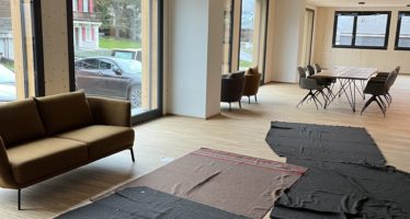 Oberwalliser Hospiz: Die Möbel sind eingetroffen. Ein Blick in das “fast” fertige Gebäude