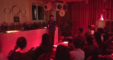 Ouvrir ses «écoutilles» pour apprécier un album entier