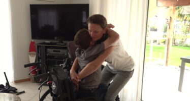 Journée nationale des proches aidants: salariée pour soigner son fils malade