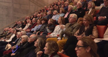 L’art comme refuge au cœur d’une conférence
