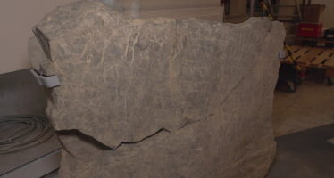 Première exposition d&rsquo;ensemble pour les stèles néolithiques sédunoises