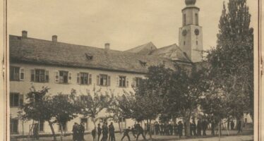 Ein Haus voller Erinnerungen: Andreas Zurbriggen blickt auf über 350 Jahre Internatsgeschichte am Kollegium Spiritus Sanctus zurück.