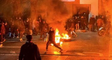 Die Brigerin Sirwa Abdian spricht über die Proteste im Iran, ihre Sorgen aber auch ihre Hoffnung auf Veränderung.