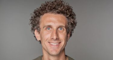 « Eifach Gfregt » mit Lionel Dellberg