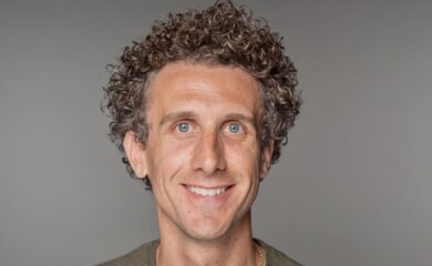 « Eifach Gfregt » mit Lionel Dellberg