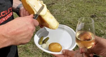 Raclette du Valais AOP: Definitiv nicht nur Käse, sondern ein starker Wirtschaftsfaktor im Wallis