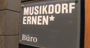 Musikdorf Ernen: Musikalische Begleitung in “Zwischenzeiten”