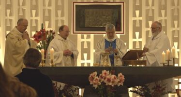 Nach der Tragödie: Gedenkmesse in Crans-Montana mit Bischof Lovey