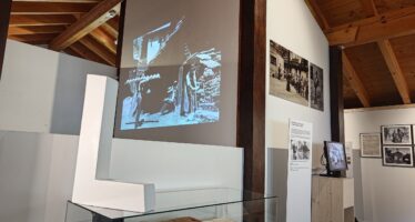 Zahlreiche Geräusche vermischen sich