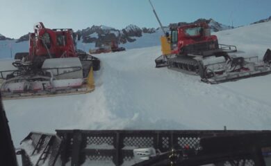 Helden der Nacht: Unterwegs mit den Pistenbullyfahrern auf der Belalp