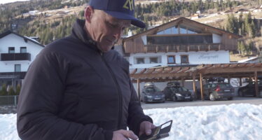 Au lendemain du sacre de Loïc Meillard, ses proches témoignent