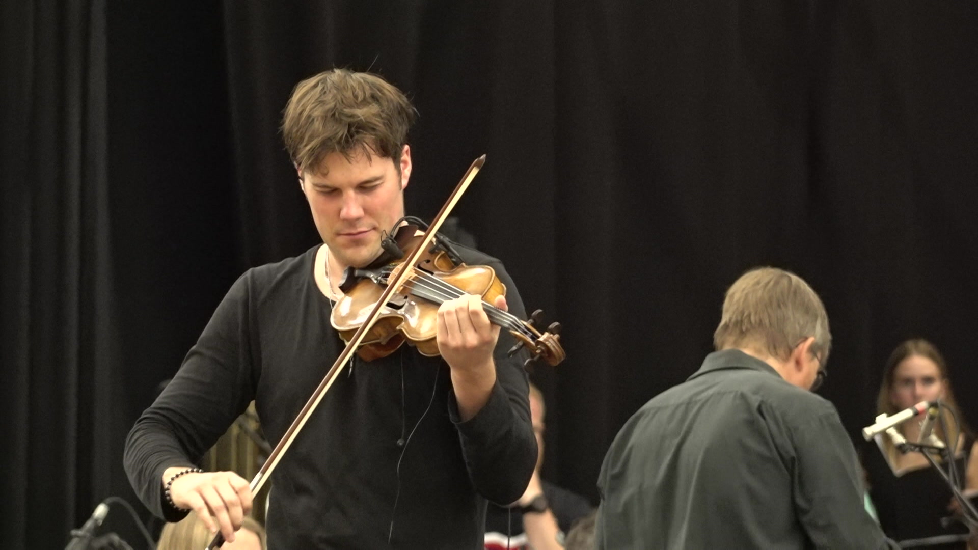 Anthony Fournier de 100 musiciens pour un show unique / Canal9