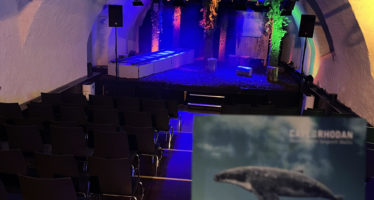 Kellertheater: Wort & Spiel Ensemble präsentiert neues Stück “Die Benennung der Tiere”