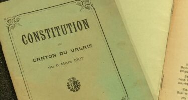 Heute vor zwei Jahren lehnte das Wallis die neue Verfassung ab – zwei Mitglieder des Verfassungsrates ordnen die Folgen ein.