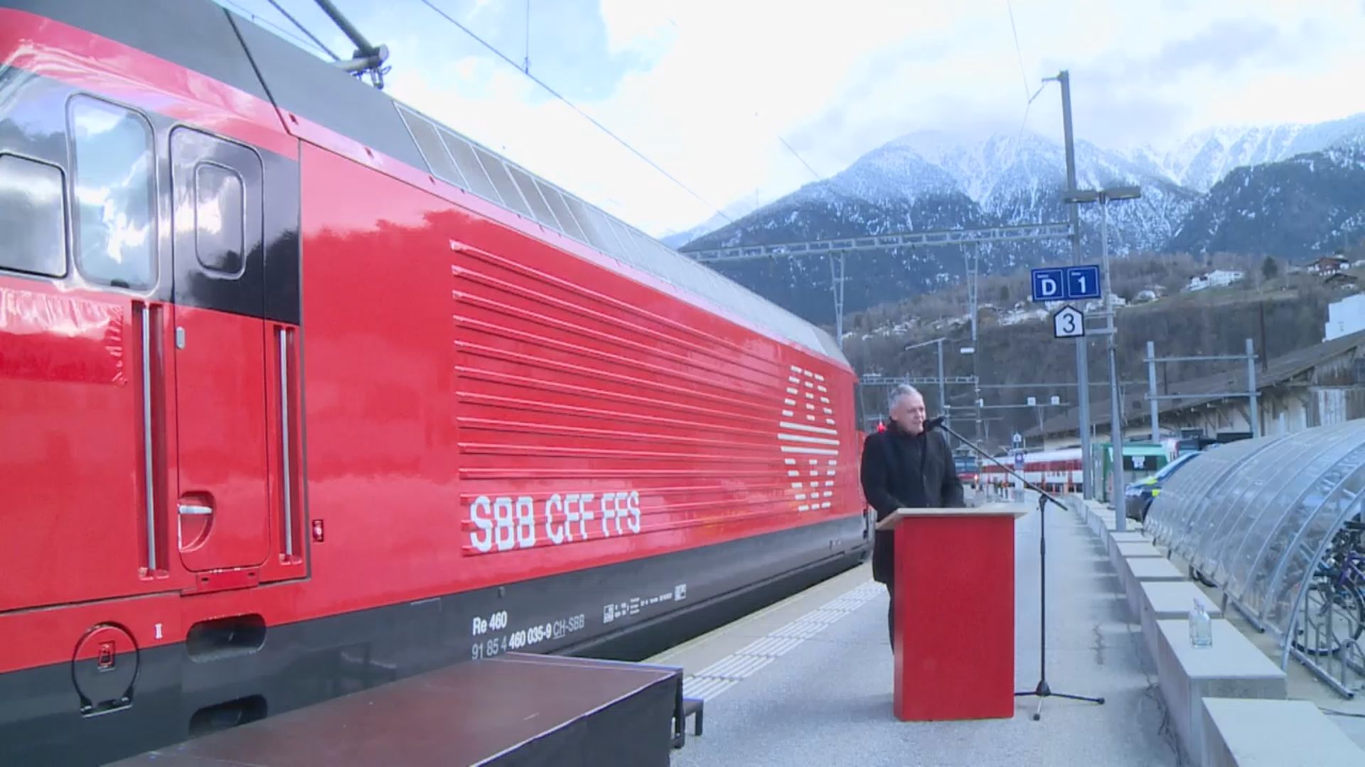 Zugtaufe Der Neue Zug Frutigland Oberwallis Verbindet Neu Mehrere Zugtaufe Der Neue Zug Frutigland Oberwallis Verbindet Neu Mehrere