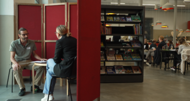 Mit „lebendigen Büchern“ über psychische Gesundheit ins Gespräch kommen