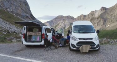 Savièse serre la vis aux camping-cars du Sanetsch
