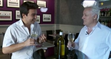 Bien déguster un vin, vous savez comment faire? Exercice pratique avec Dominique Fornage