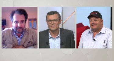 Baillifard et Chicandier enterrent la meule de guerre