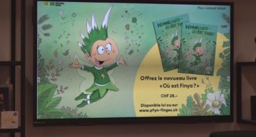 Naturpark PFYN-FINGES: Das neue Wimmelbuch von Gabriel Giger, Naturpark und Tourismusdestinationen der Region wurde heute in Siders vorgestellt